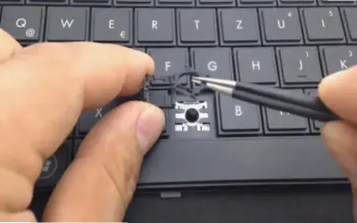 Tại sao máy tính kêu tít tít? Nguyên nhân và cách sửa!