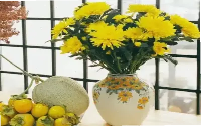 Hướng Dẫn Trang Trí Hoa Cúc Ấm Áp Cho Mùa Thu Rực Rỡ