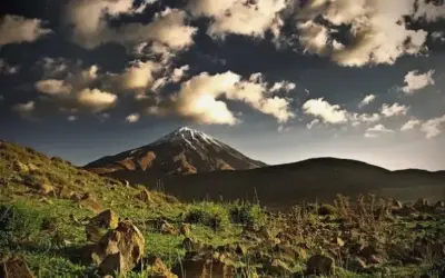 Hành Trình Khám Phá Hình Nền Núi Kilimanjaro Kỳ Diệu