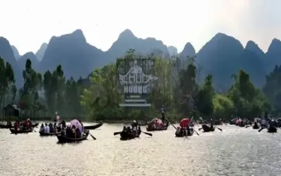 Khám Phá Bộ Sưu Tập Ảnh Chùa Hương Đầy Linh Thiêng Và Ấn Tượng