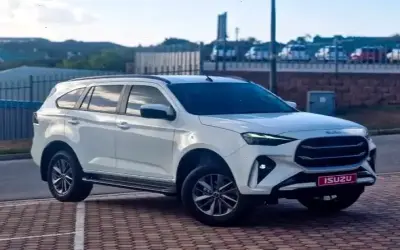 Khám Phá Isuzu MU-X 2025: SUV Lý Tưởng Cho Gia Đình Trẻ