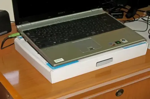 Cách Làm Đế Tản Nhiệt Cho Laptop: Hướng Dẫn DIY Siêu Tiết Kiệm