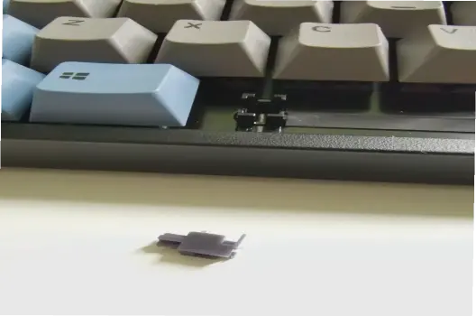 Hướng Dẫn Đơn Giản Lắp Lại Nút Bàn Phím Laptop Tại Nhà
