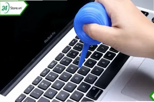 Cách Vệ Sinh Bàn Phím Laptop Dễ Dàng Và An Toàn Tuyệt Đối