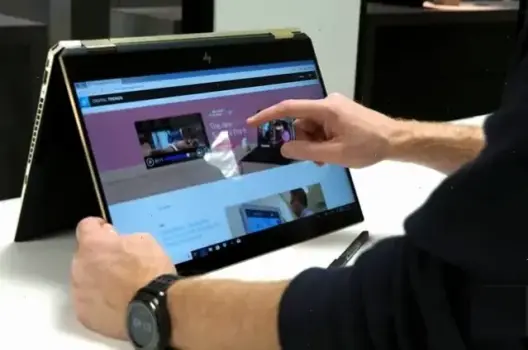 Cách Xoay Màn Hình Laptop: Bí Kíp Dễ Thực Hiện Cho Mọi Người