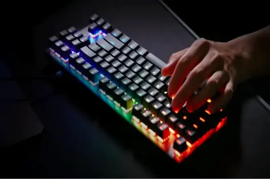 Cách bật đèn bàn phím laptop Lenovo một cách đơn giản và hiệu quả