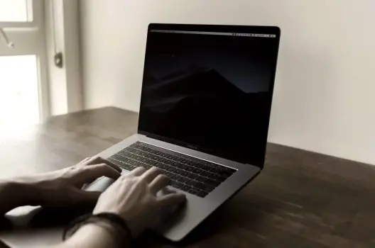 Hướng dẫn khắc phục laptop bị đơ: Cách xử lý nhanh chóng hiệu quả