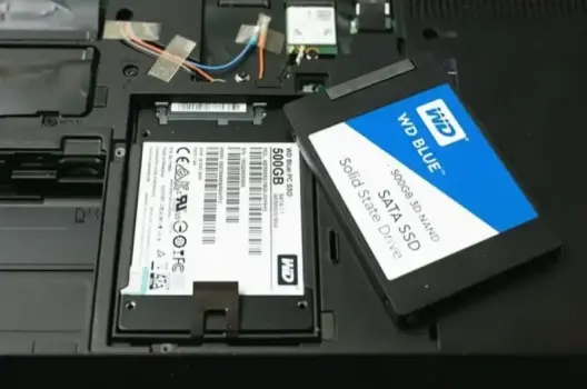 Hướng Dẫn Gắn Ổ SSD Cho Laptop: Tăng Tốc Dễ Dàng Cho Người Mới