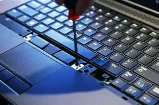 Khám Phá Cách Tháo Phím Laptop An Toàn Và Dễ Dàng Cho Người Mới
