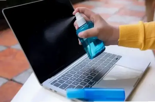 Hướng Dẫn Chi Tiết Cách Vệ Sinh Laptop Tại Nhà Dễ Dàng