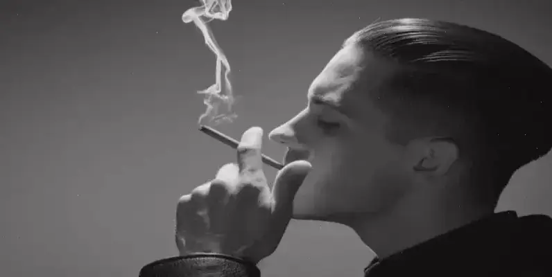 Khám phá Avatar Buồn Hút Thuốc, hình ảnh độc đáo và hấp dẫn!