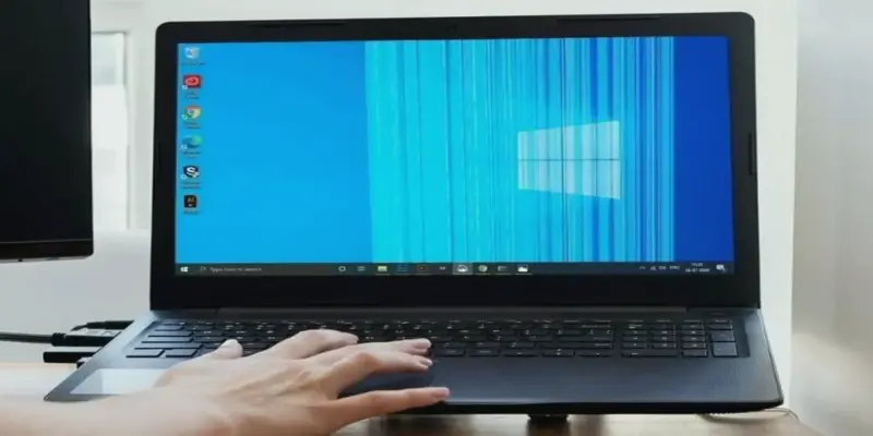 Cách Kiểm Tra Màn Hình Laptop Bị Hỏng Nhanh Và Dễ Dàng