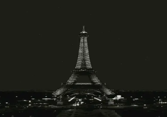 Hình Nền Đen Ngầu: Cách Làm Màn Hình Của Bạn Trở Nên Siêu Ngầu