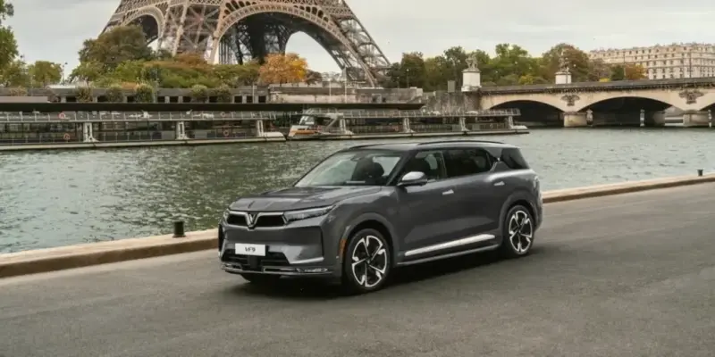 Khám Phá VinFast VF 9: SUV Điện Lý Tưởng Cho Người Đi Làm Trẻ