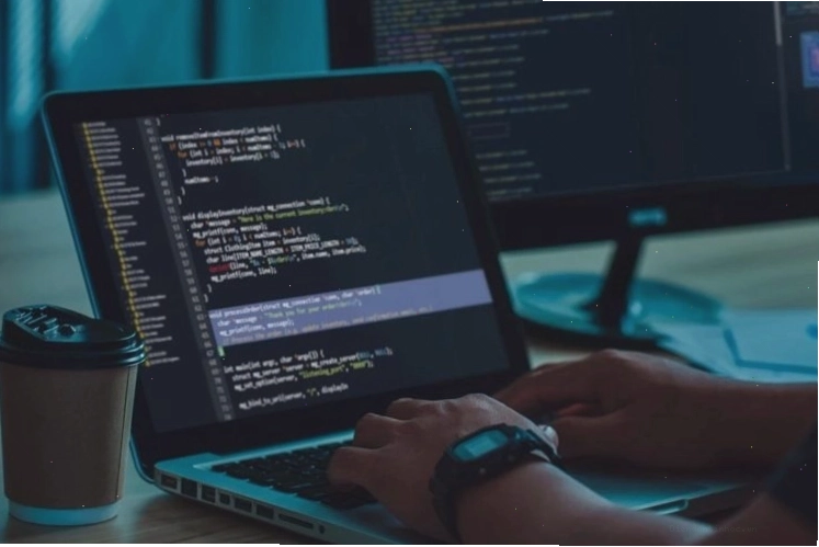 AI viết code có thể tạo ra các đoạn code hoàn chỉnh từ mô tả đầu vào