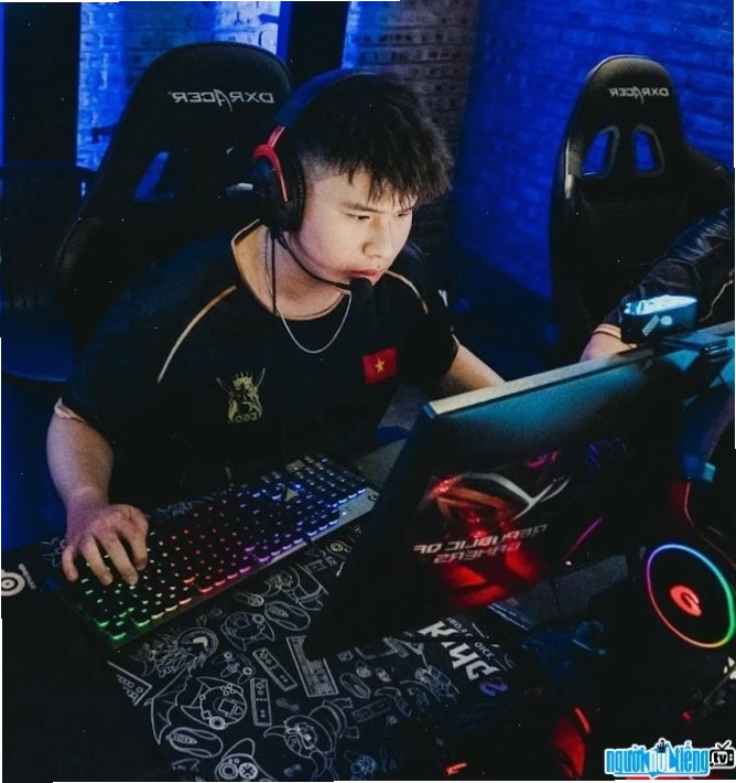 Ảnh chân dung streamer Dev Nguyễn