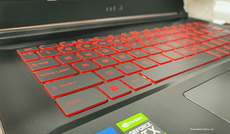 Bàn phím có đèn nền đỏ trên MSI GF63 Thin
