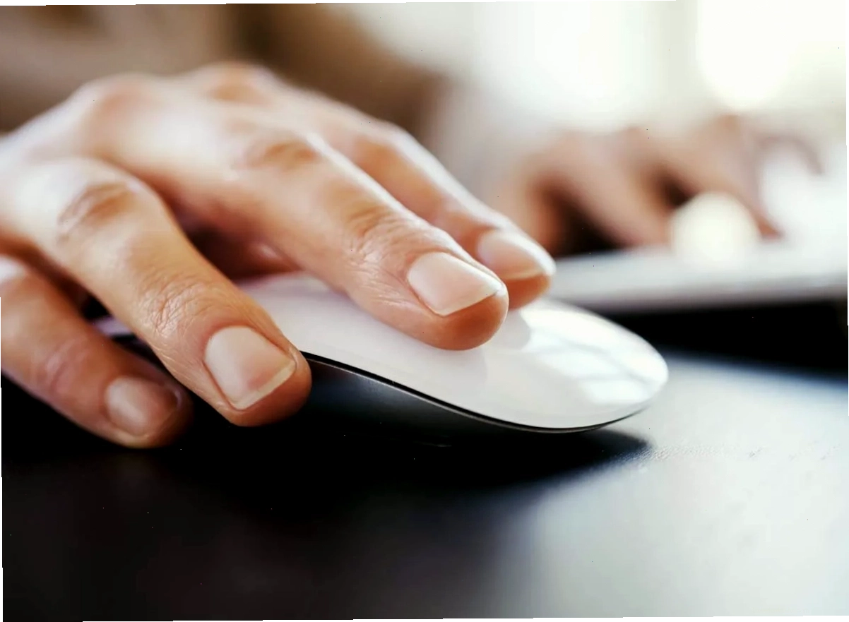 Bàn phím và touchpad của laptop