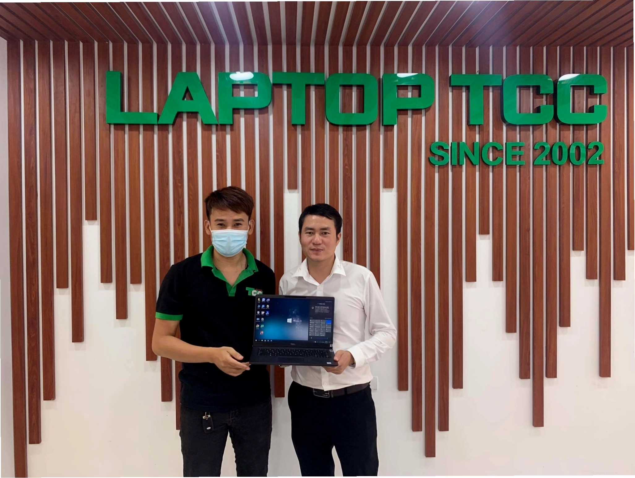 Bàn phím và touchpad trên Dell Latitude 7400