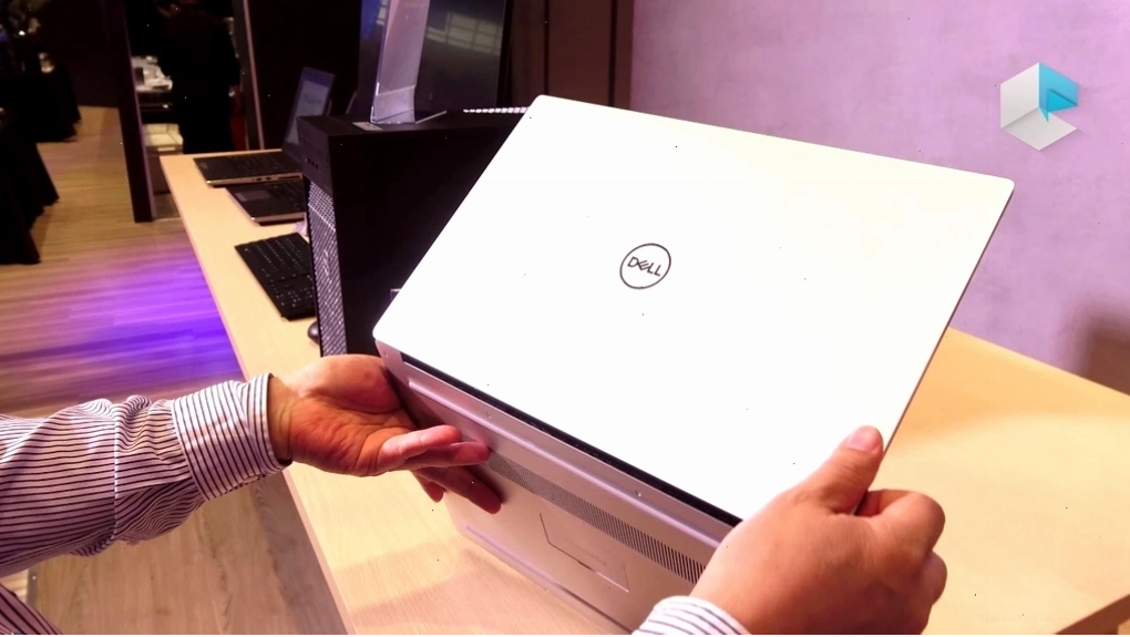 Bên trong Dell Precision 5540 với các linh kiện hiệu năng cao