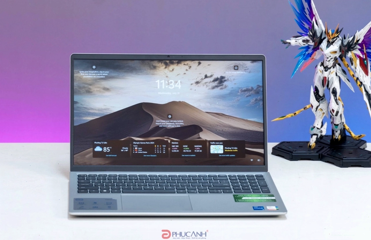 Cận cảnh bàn phím và touchpad Dell Inspiron 15 3520