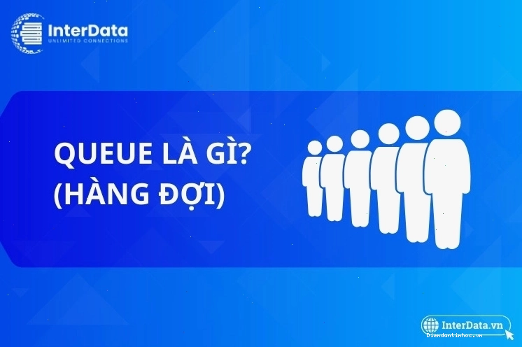 Cảnh tượng xe cộ xếp hàng dài tại ngã tư chờ đèn đỏ