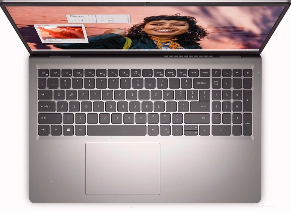 Chi tiết phần bản lề của Dell Inspiron 15 3520