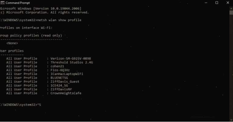 Command Prompt hiển thị các mạng WiFi đã lưu