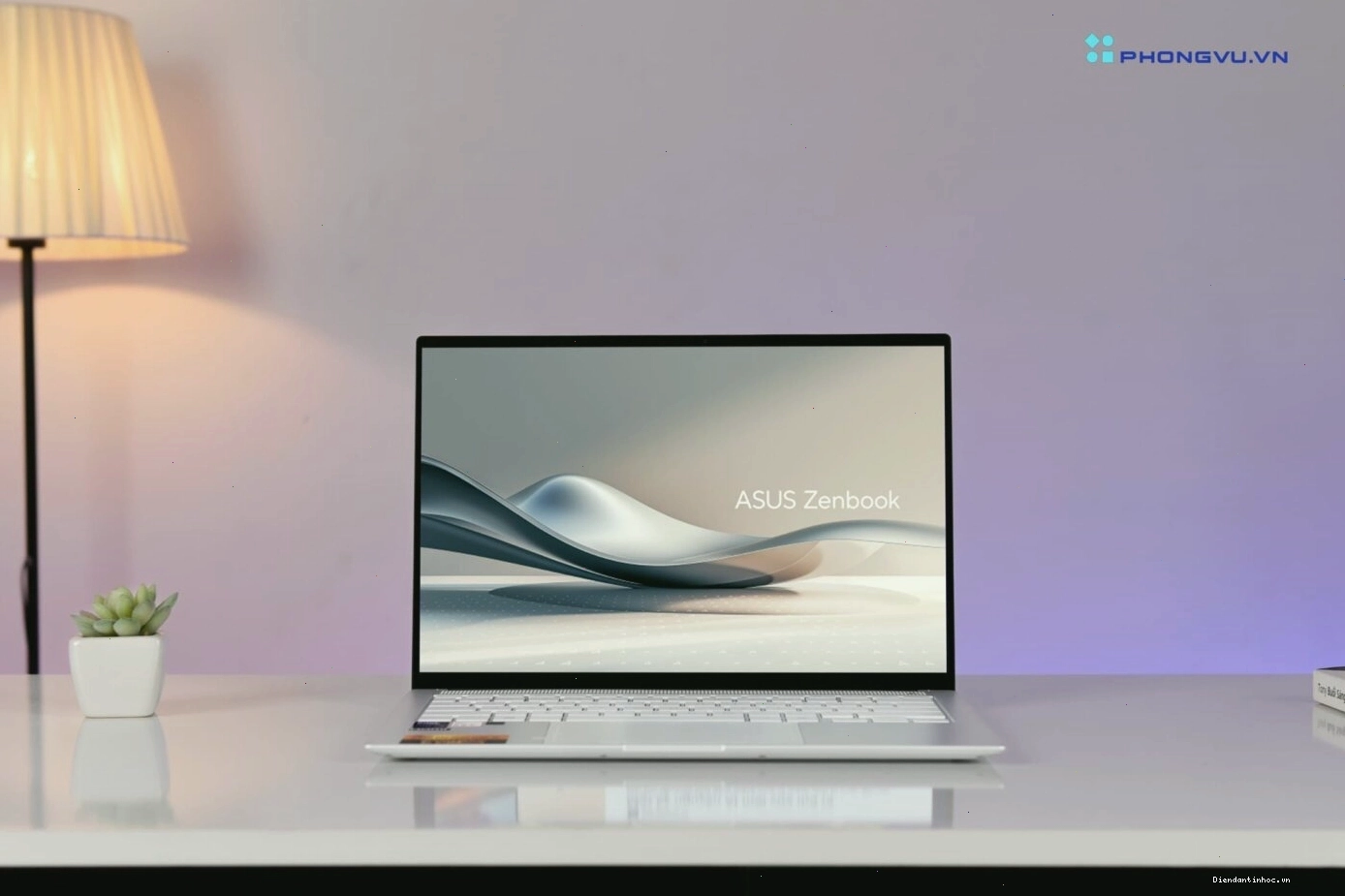 Công nghệ màn hình OLED trên laptop mang lại màu sắc sống động