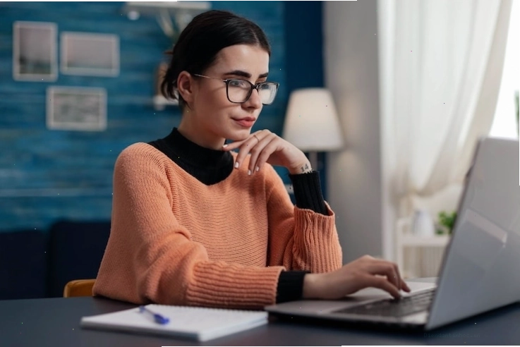 Giao diện Google Colab với tùy chọn truy cập GPU