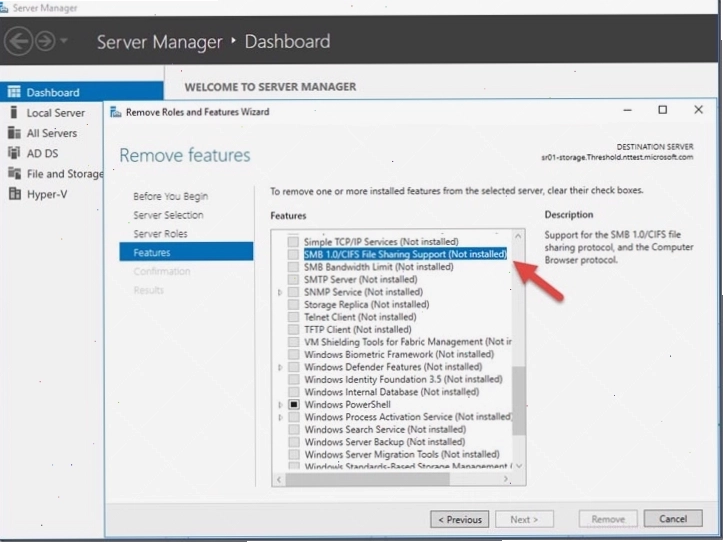 Giao diện Server Manager để gỡ bỏ tính năng SMBv1