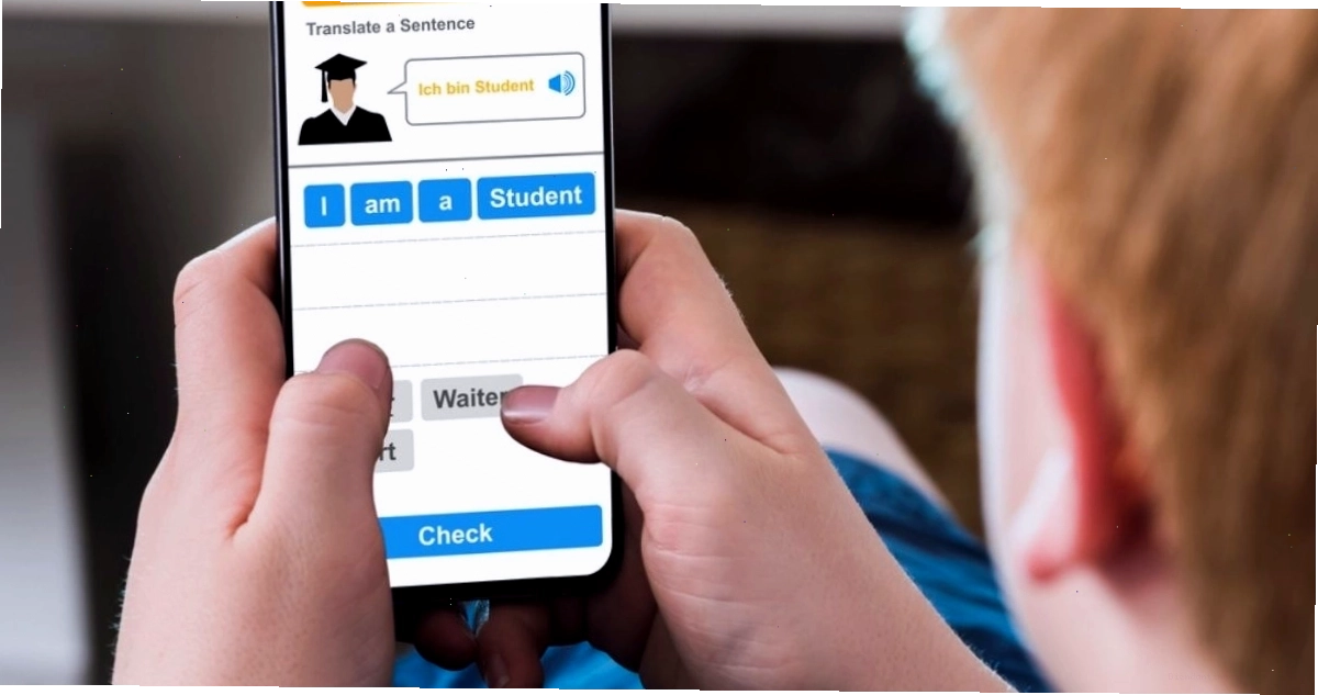 Giao diện thi đấu IOE trực tuyến