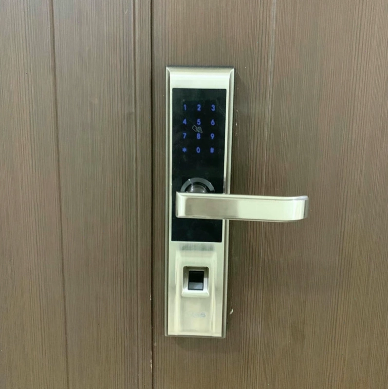 Hình ảnh minh họa khóa cửa điện tử hiện đại