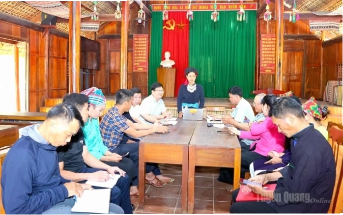 Học sinh lớp 9 tập trung ôn thi