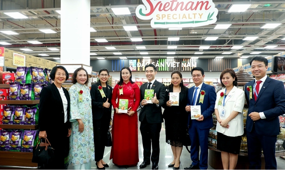 Không gian mua sắm bên trong MM Supercenter Đà Nẵng