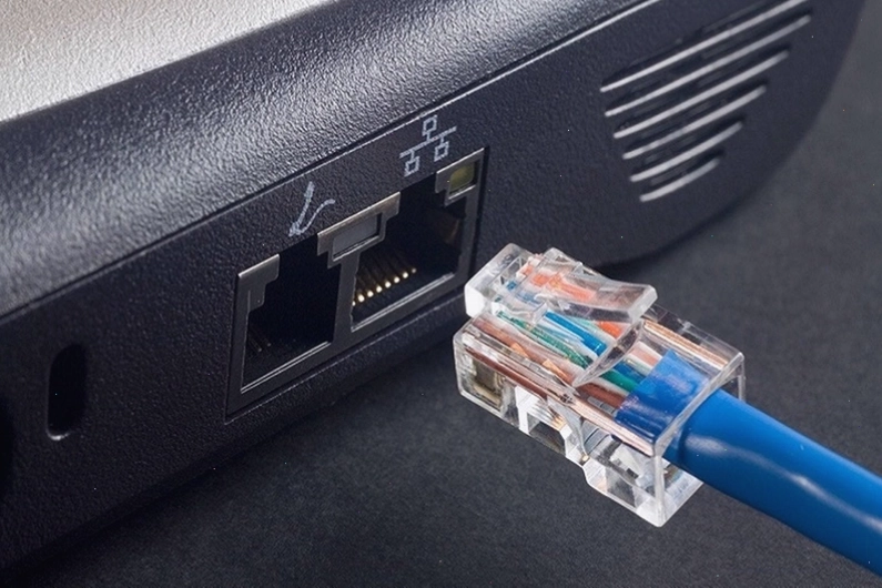 Kiểm tra và thay thế cáp mạng Ethernet nếu cần thiết