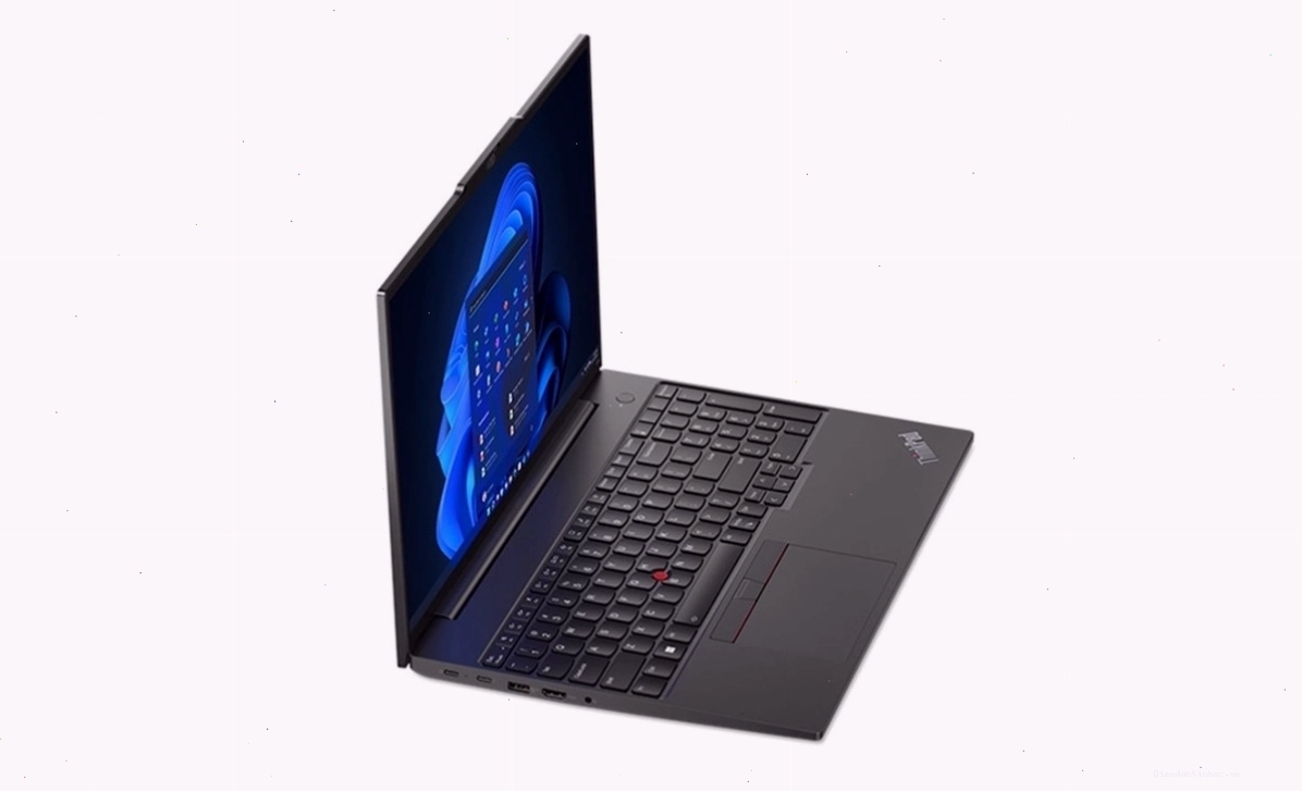 Lenovo ThinkPad E16 Gen 1 với đồ họa IRIS Xe