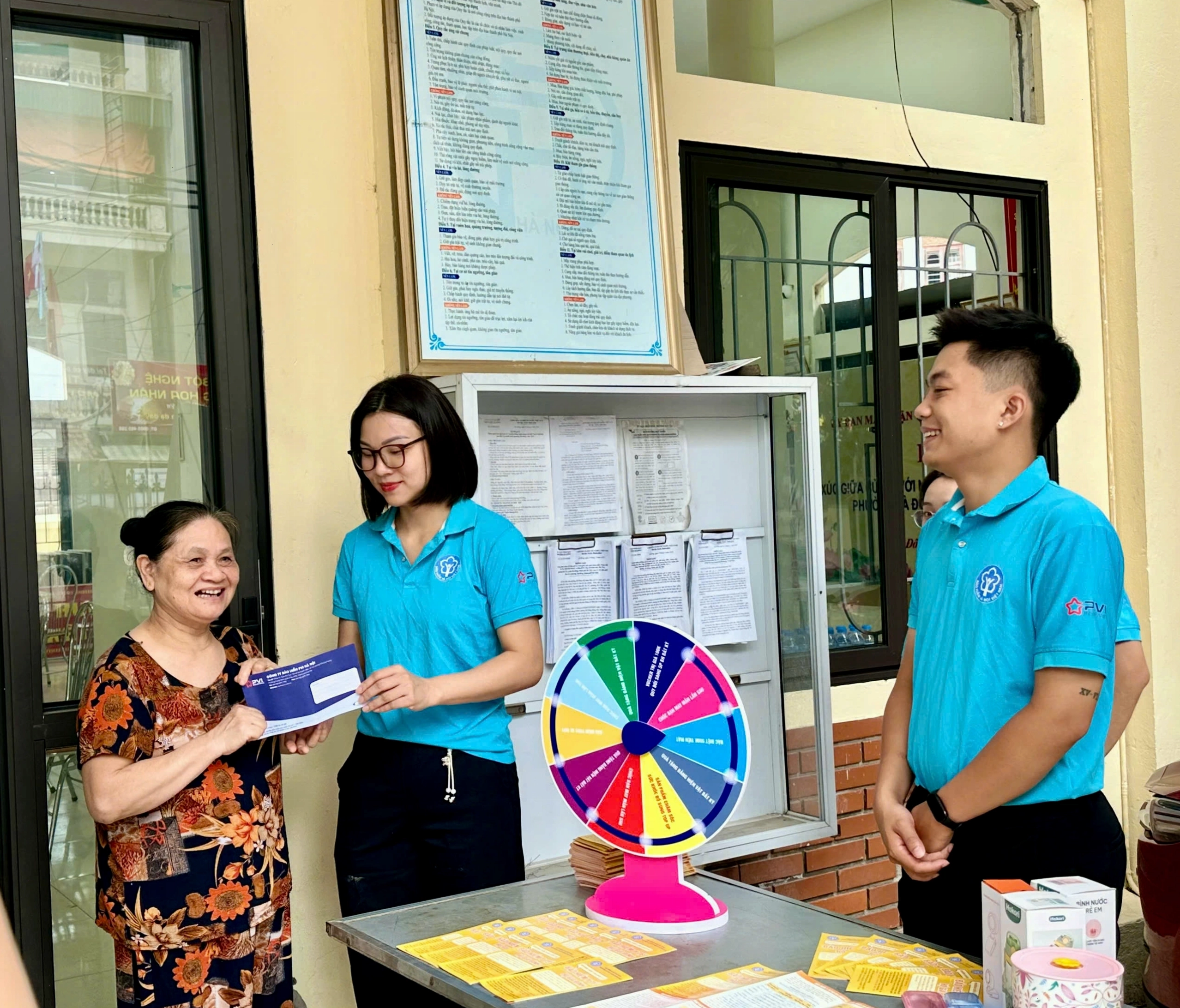 Luật sư đang tư vấn cho thân chủ