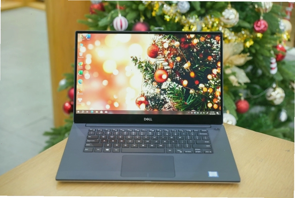 Màn hình Dell Precision 5540 độ phân giải 4K UHD hiển thị màu sắc chân thực