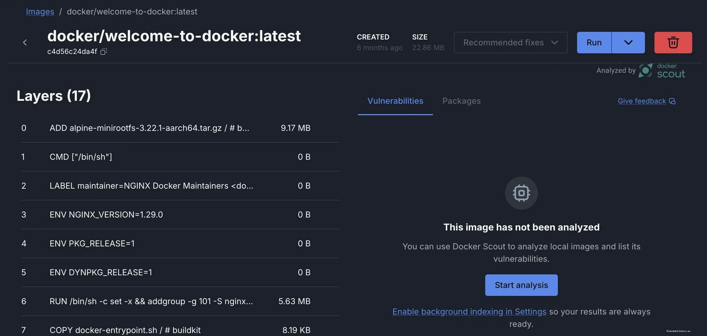 Minh họa cấu trúc nhiều lớp của một Docker image