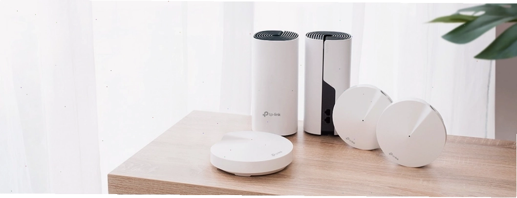 Minh họa hệ thống Whole-Home Mesh WiFi bao phủ toàn bộ ngôi nhà