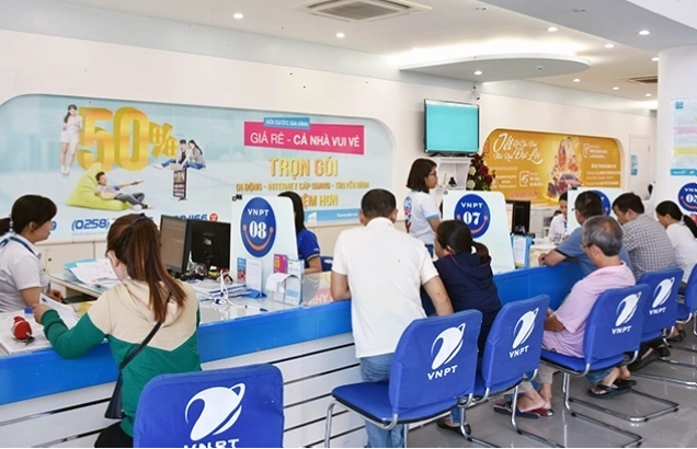 Nhân viên VNPT tư vấn giải pháp chữ ký số