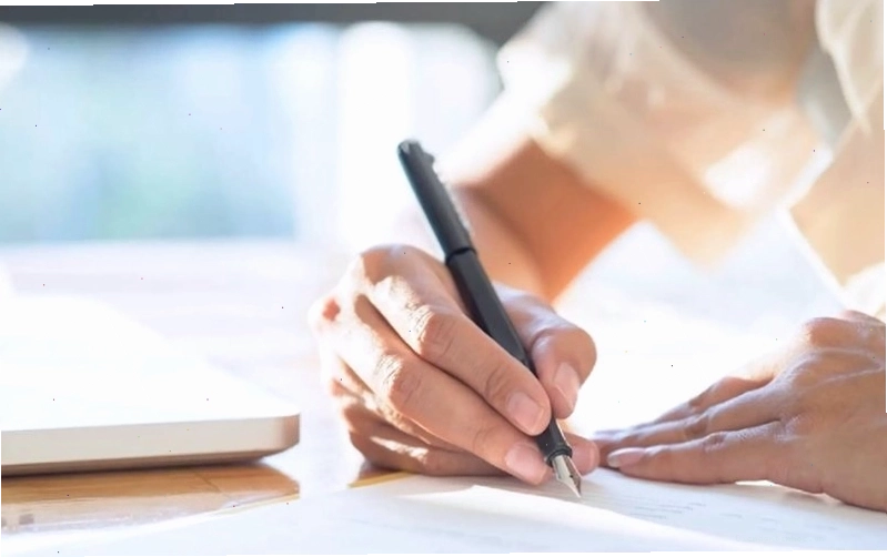 Quy trình các bước để viết một lá đơn xin nghỉ học chuẩn mực