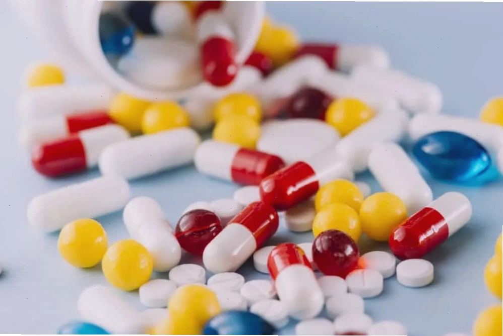 Tương tác thuốc và tác dụng phụ của Codeine