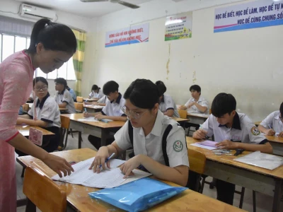 Điểm chuẩn Lớp 10 TPHCM 2025: Cập nhật mới nhất và phân tích chi tiết