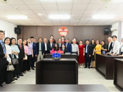 Pháp chế là gì? Khái niệm, nguyên tắc và sự khác biệt với pháp luật