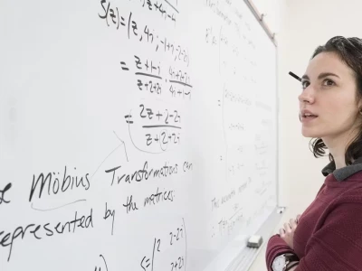Thuật toán là gì định nghĩa chi tiết và ví dụ minh họa năm 2026